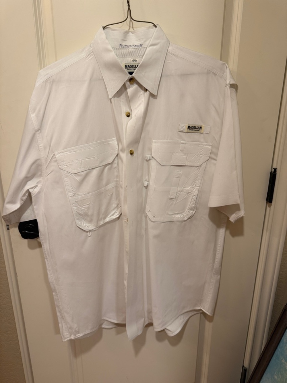 Magellan Outdoors White Short-Sleeve Utility Button-Up Shirt